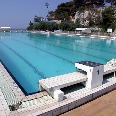 Apartment Rose By The Beach & Tennis Courts สปลิท ภายนอก รูปภาพ